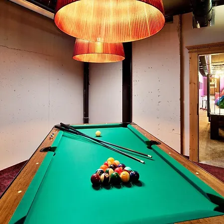 Berghof Crystal & Sports Tux