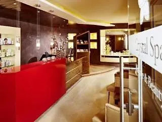 Berghof Crystal & Sports 4* トゥクス