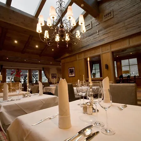 Berghof Crystal & Sports 4* トゥクス
