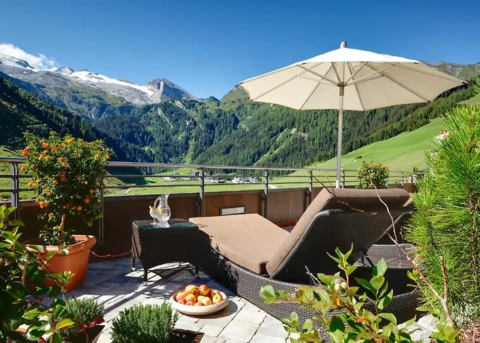 Berghof Crystal & Sports Hotel