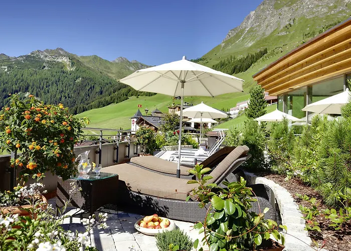 Berghof Crystal & Sports Hotel