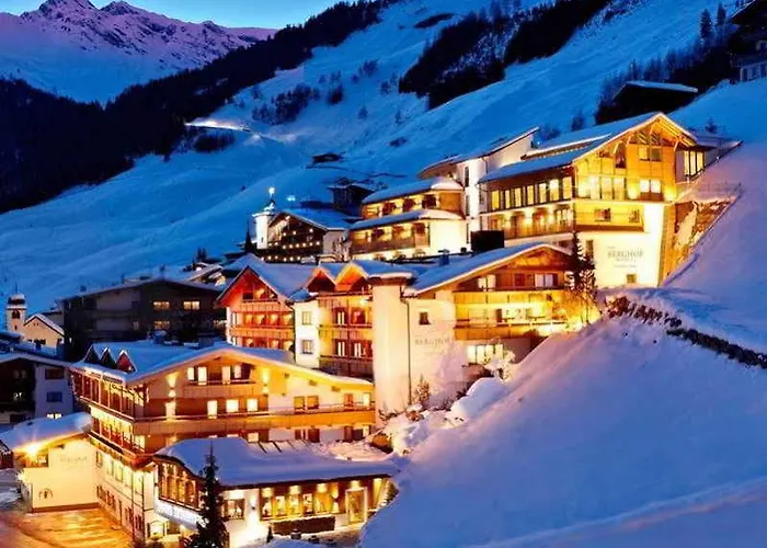 Hotel Berghof Crystal & Sports Tux