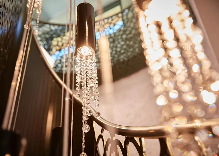 Berghof Crystal & Sports 4* Tux