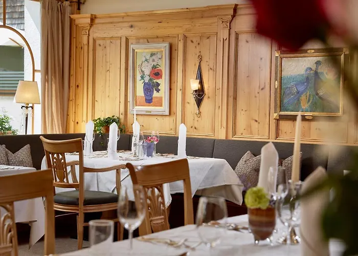 Hotel Berghof Crystal & Sports Tux