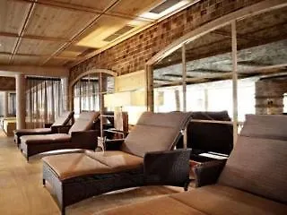 Otel Berghof Crystal & Sports 4*