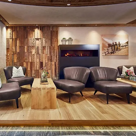 Berghof Crystal & Sports Tux